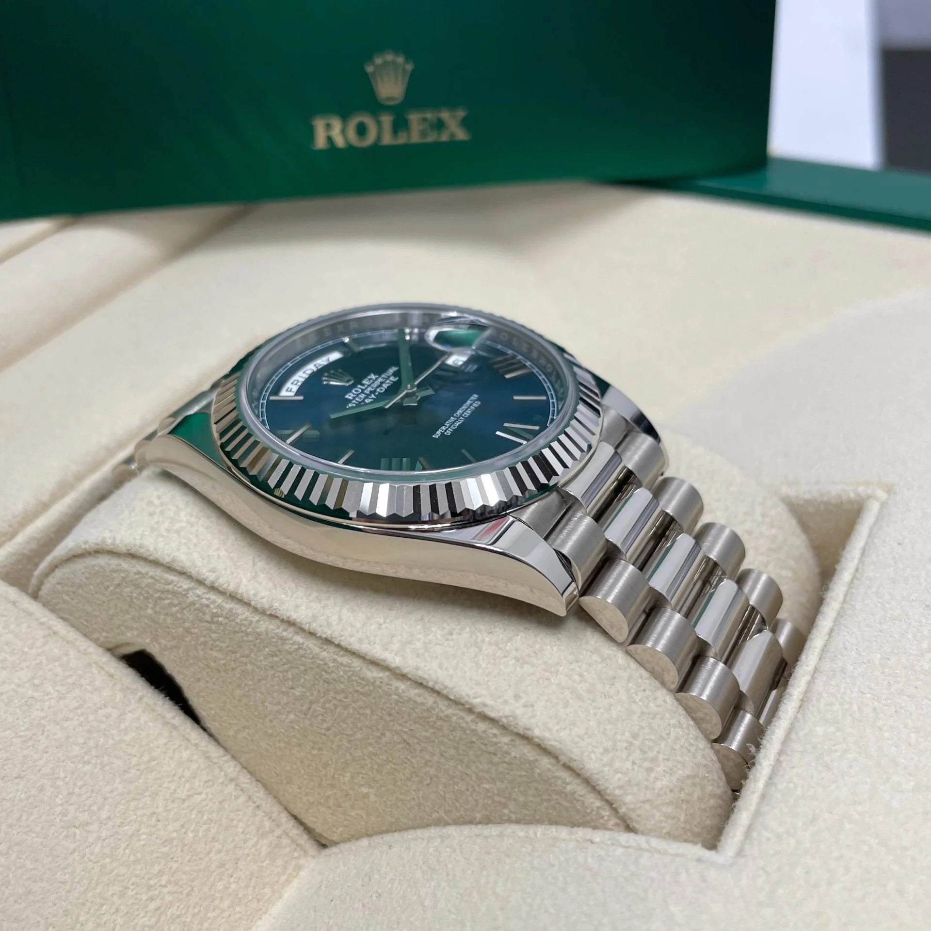 Rolex Day-Date President 40mm Blue Roman Dial 228236-0007 - Image 5