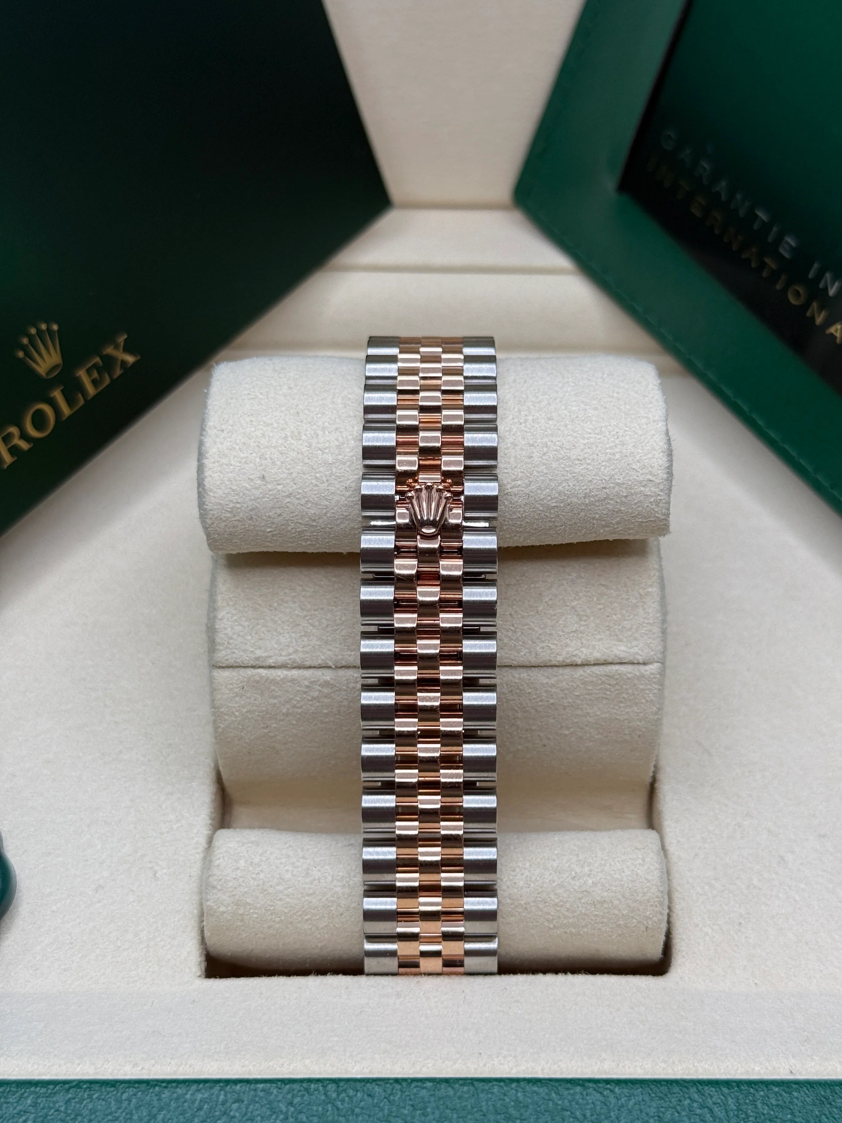 Rolex Datejust m278241-0001/0002 White 31mm Dial Oyster Bracelet Watch - Image 5