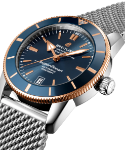 Alternative view of Breitling Superocean B20 42mm UB2010161C1A1
