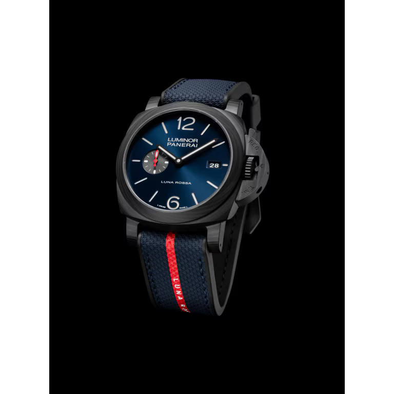 Panerai Luminor Marina Carbotech�?Luna Rossa 44mm PAM01529 - Image 6