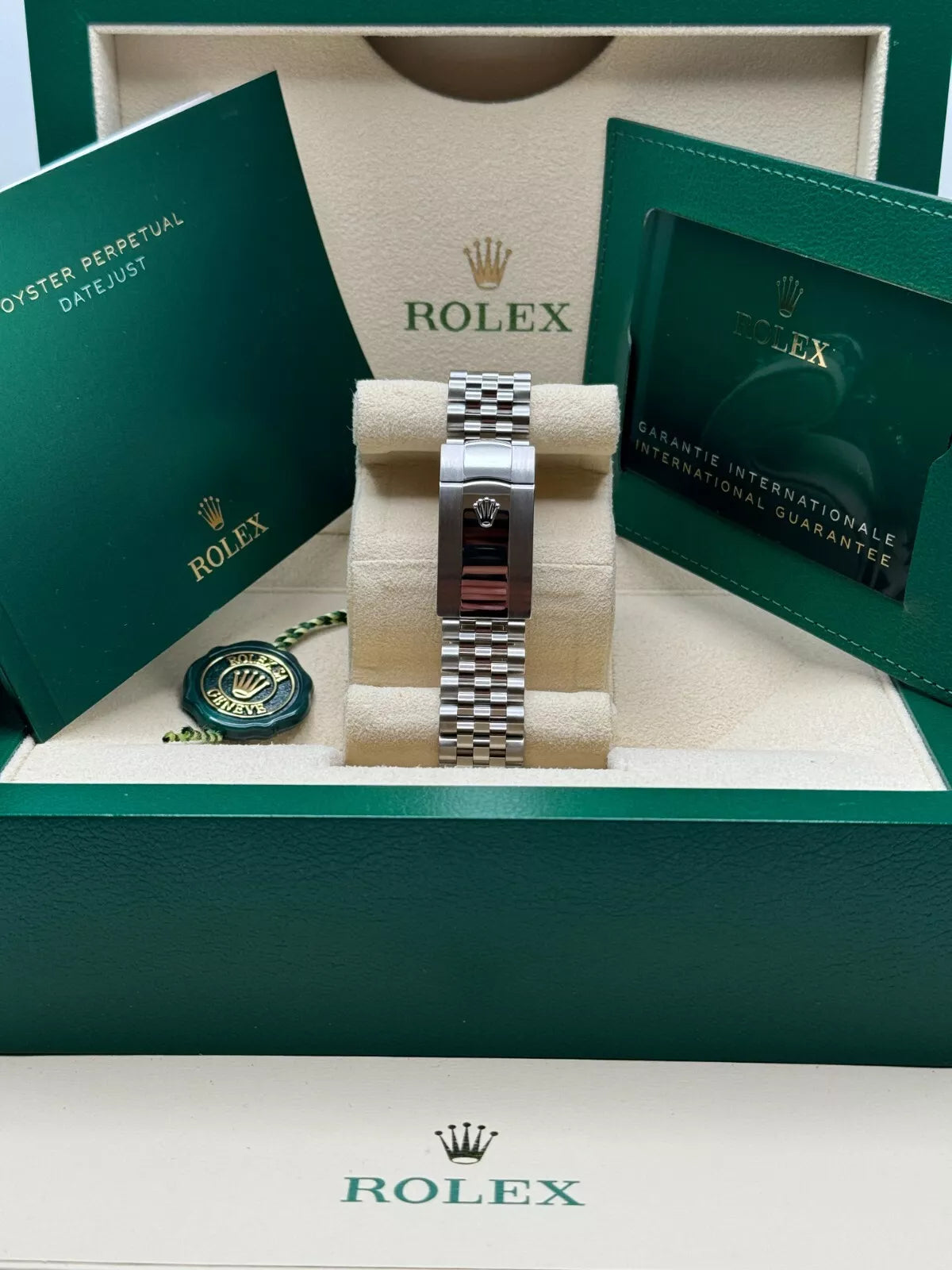 Rolex Datejust 36mm 126284 Blue Jubilee Diamond Dial & Diamond Bezel, Stainless Steel Oyster Bracelet Watch - Image 10