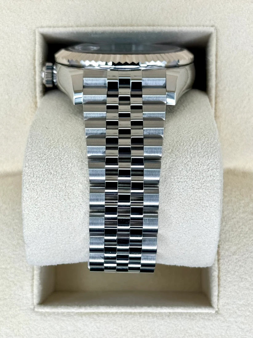 Rolex Sky-Dweller 42mm 336934-0002 Stainless Steel Green Dial Oyster - Image 5