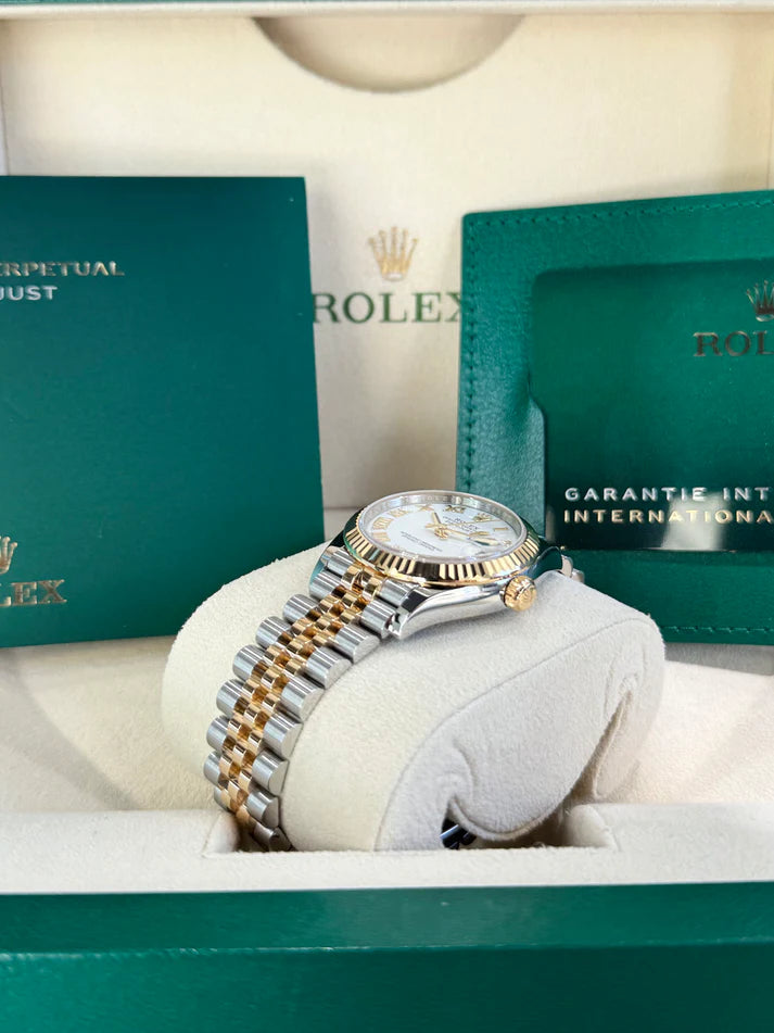 Rolex Datejust m278273-0001/0002 31mm White Dial Stainless Steel and Yellow Gold Oyster Watch - Image 3