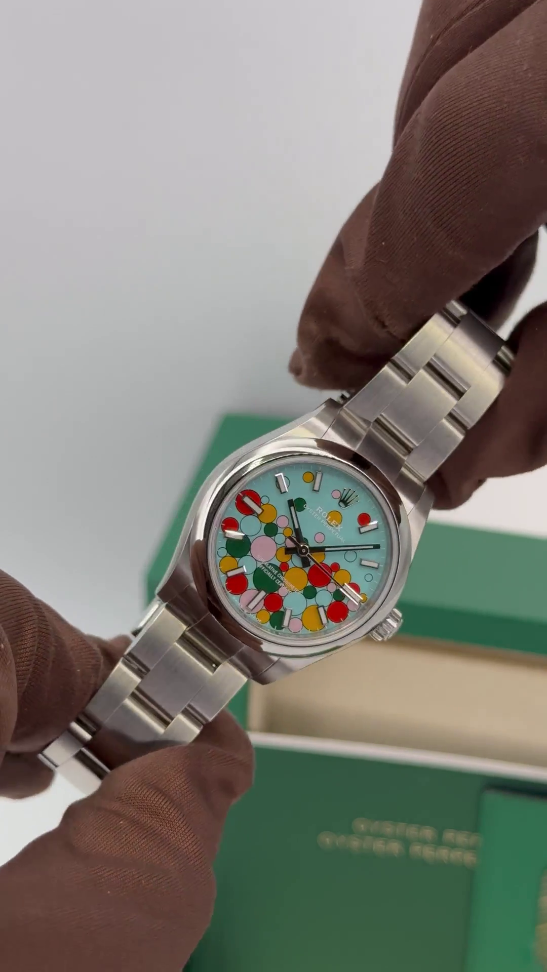 Rolex 124300-0008 Oyster Perpetual 41mm Turquoise blue Celebration Dial - Image 7