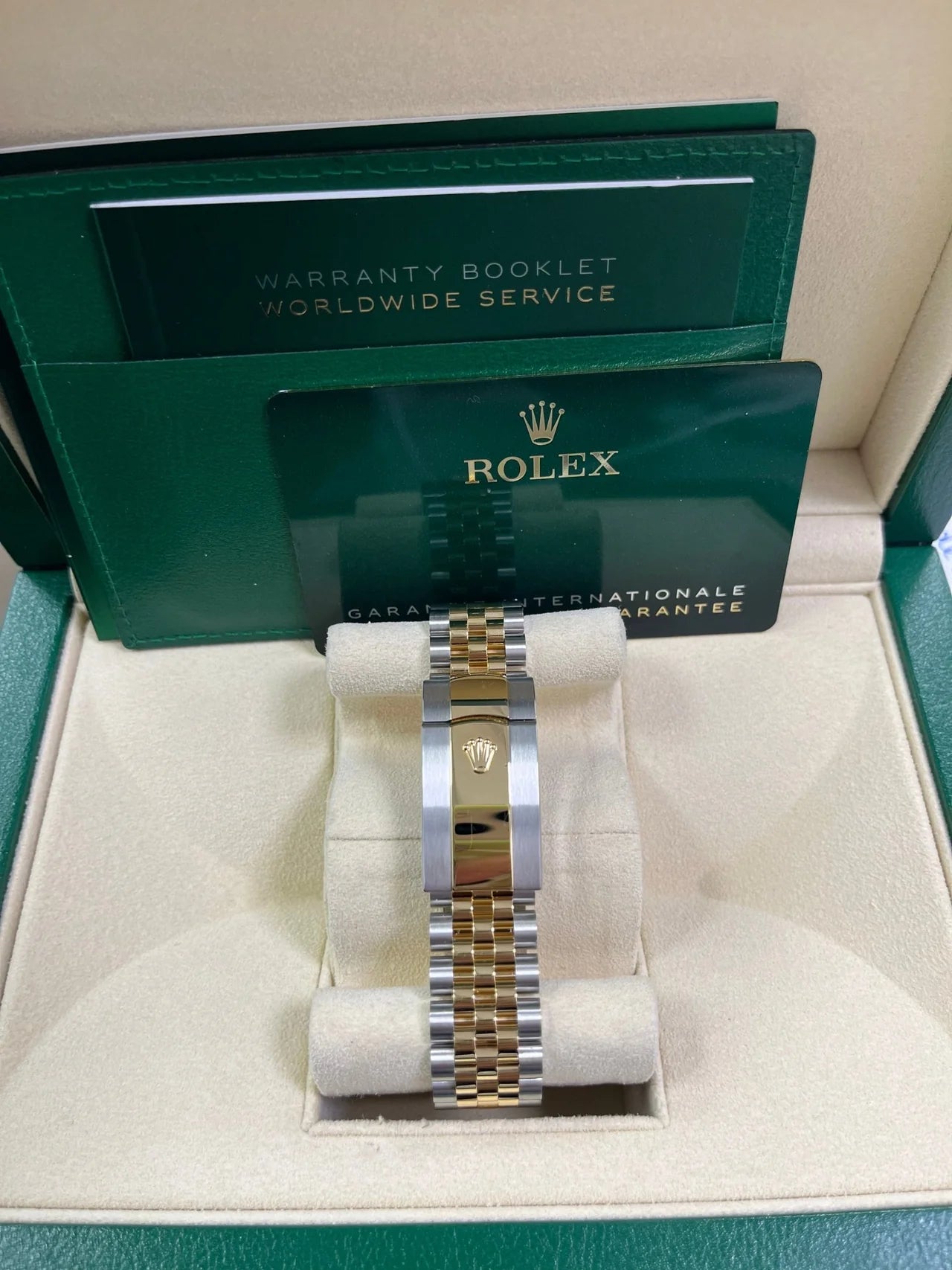 Rolex Datejust 36mm 126283 Silver Dial Diamond Bezel Jubilee Bracelet Watch - Image 6