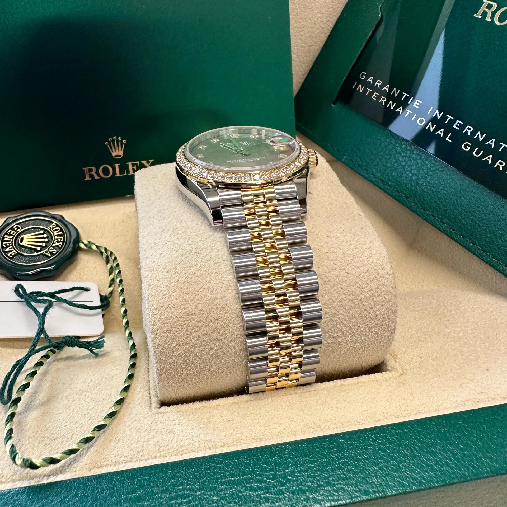Rolex Datejust m278383-0023/0024 31mm Mother of Pearl Dial Oyster Bracelet - Image 6
