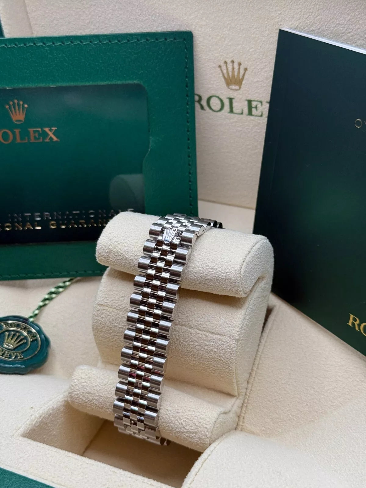 Rolex Datejust m278274-0013/0014 Pink Dial 31mm Fluted Bezel Oyster Bracelet - Image 6