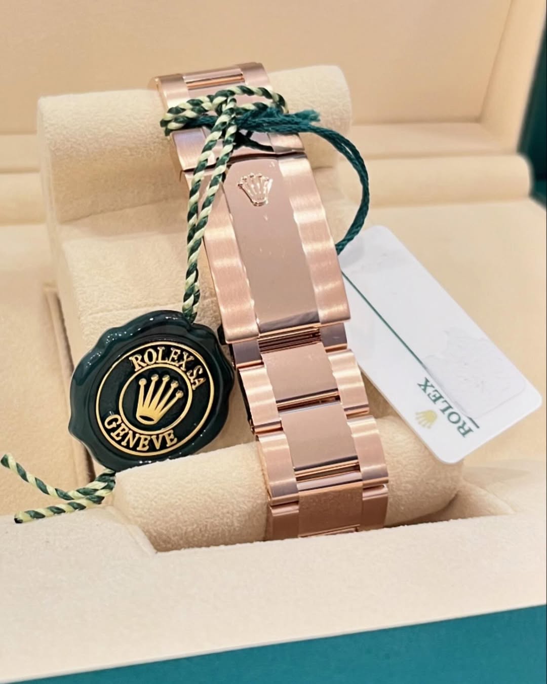 Rolex Sky-Dweller 42mm 336935-0003 Rose Gold White Dial Oyster - Image 4