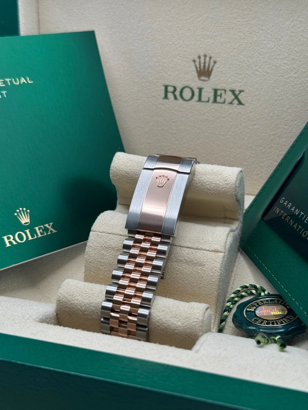 Rolex Datejust 36mm 126231 Mother-of-Pearl Dial Jubilee Bracelet - Image 6