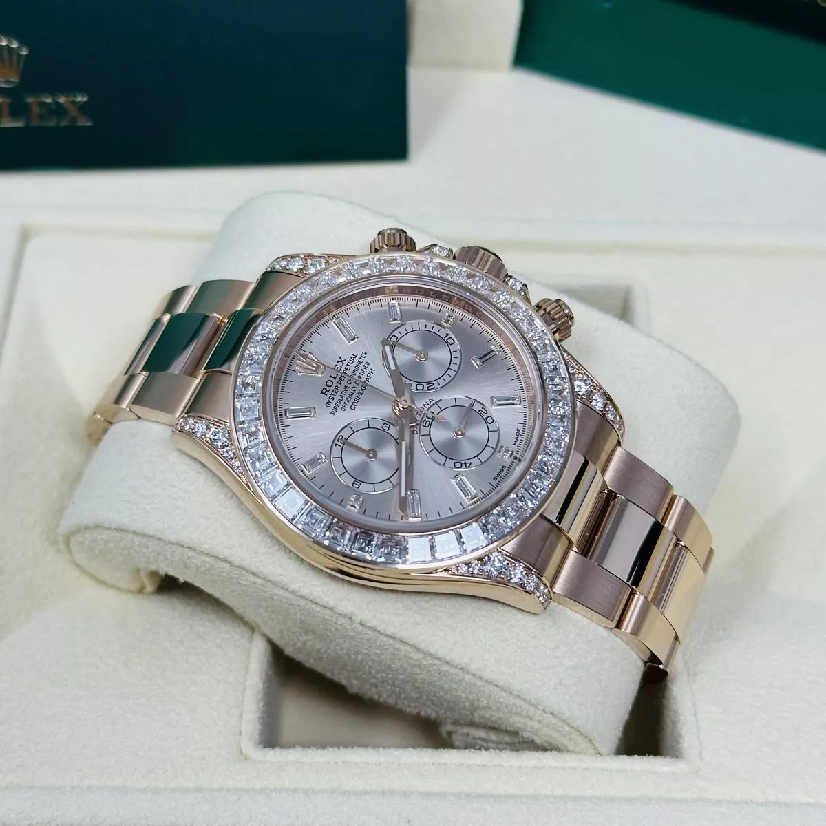 Rolex Cosmograph Daytona 126595TBR 40mm - Image 5
