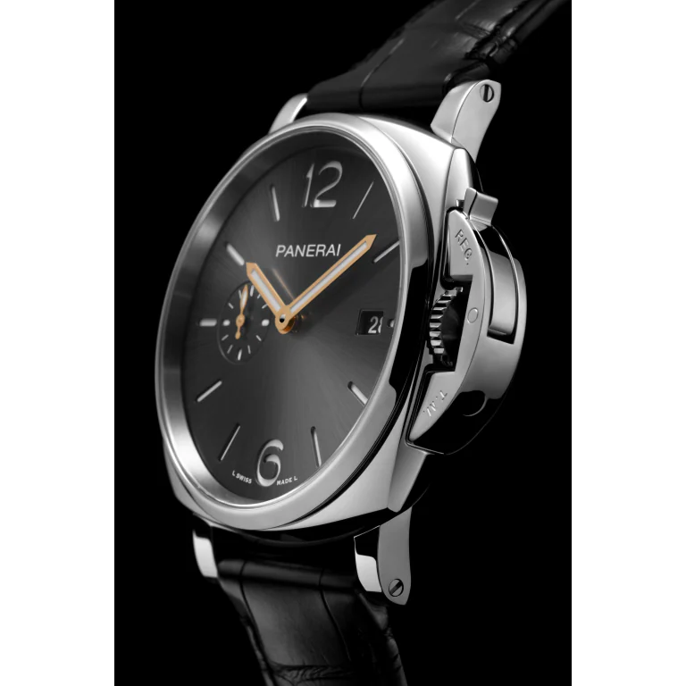 Panerai Luminor Due 42mm PAM01250 - Image 3