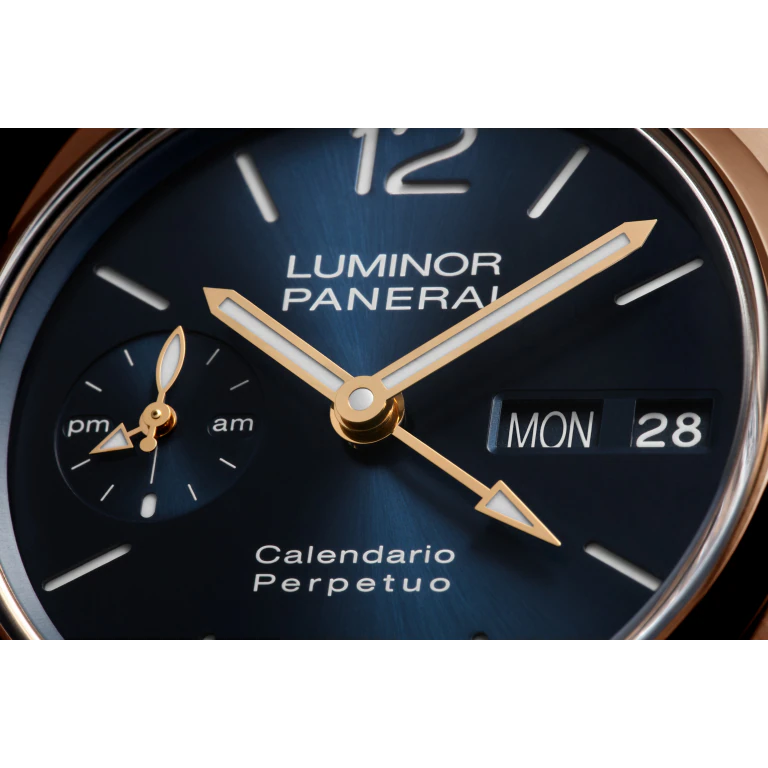 Panerai Luminor Perpetual Calendar GMT Goldtech�? 44mm PAM00742 - Image 3
