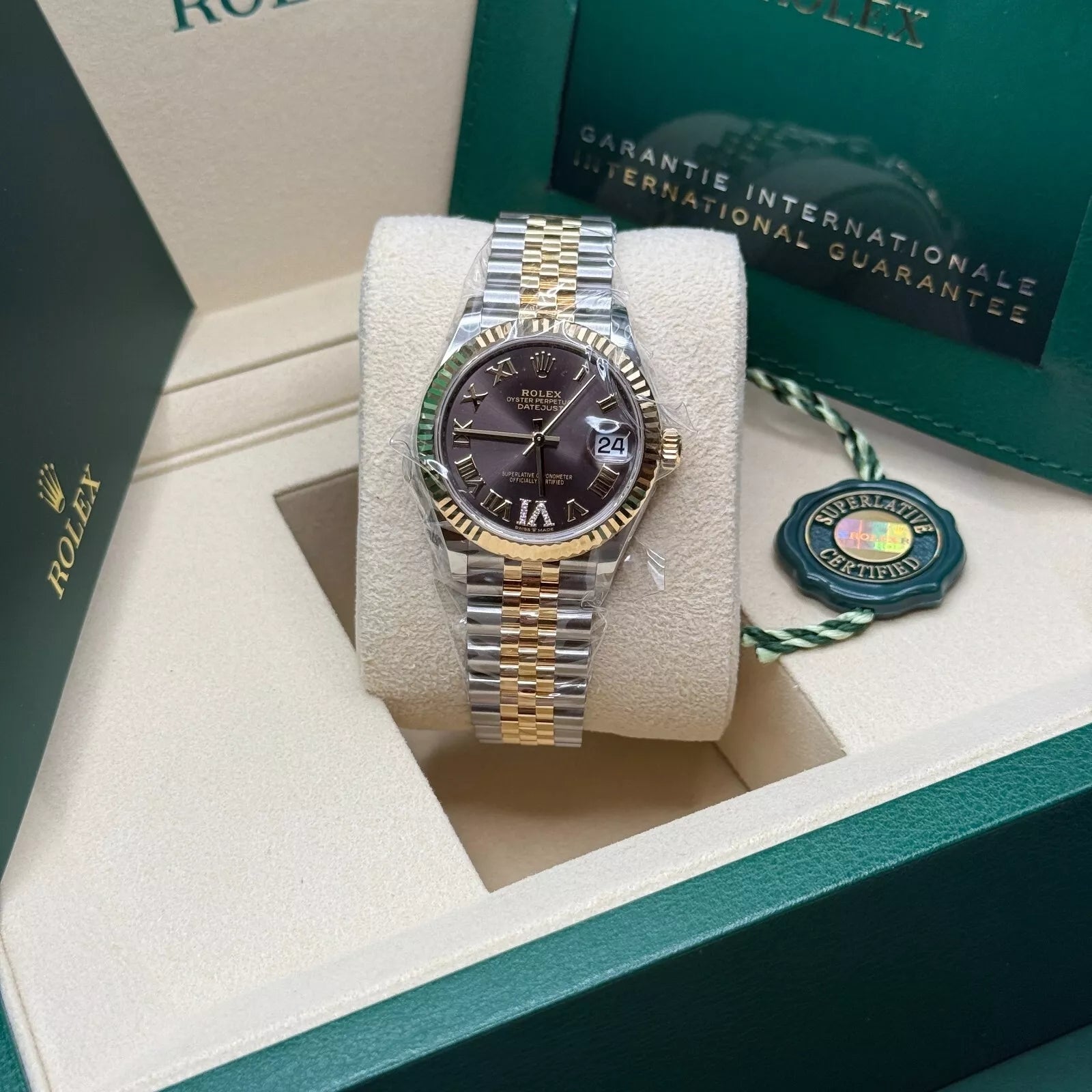 Rolex Datejust m278273-0017/0018 31mm Dark Grey Dial Stainless Steel and Yellow Gold Oyster Watch - Image 5
