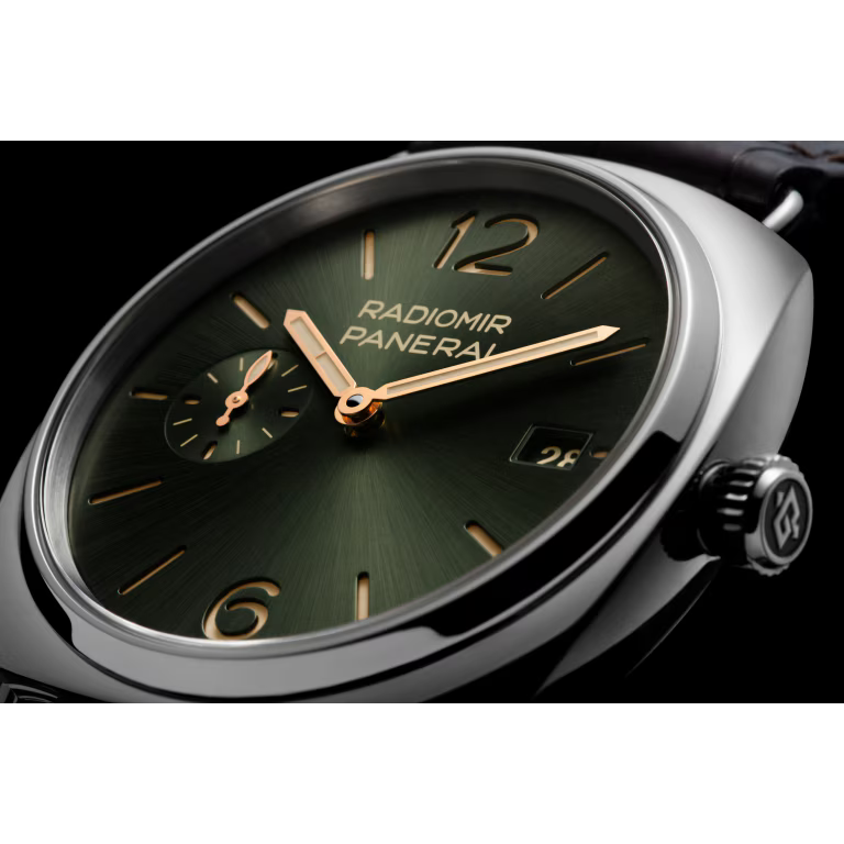 Panerai Radiomir Quaranta 40mm PAM01570/PAM01573 - Image 9