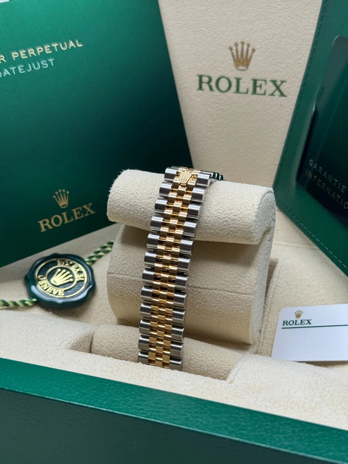 Rolex Datejust m278243-0013/0014 31mm Champagne Dial Yellow Rolesor Oyster Watch - Image 14