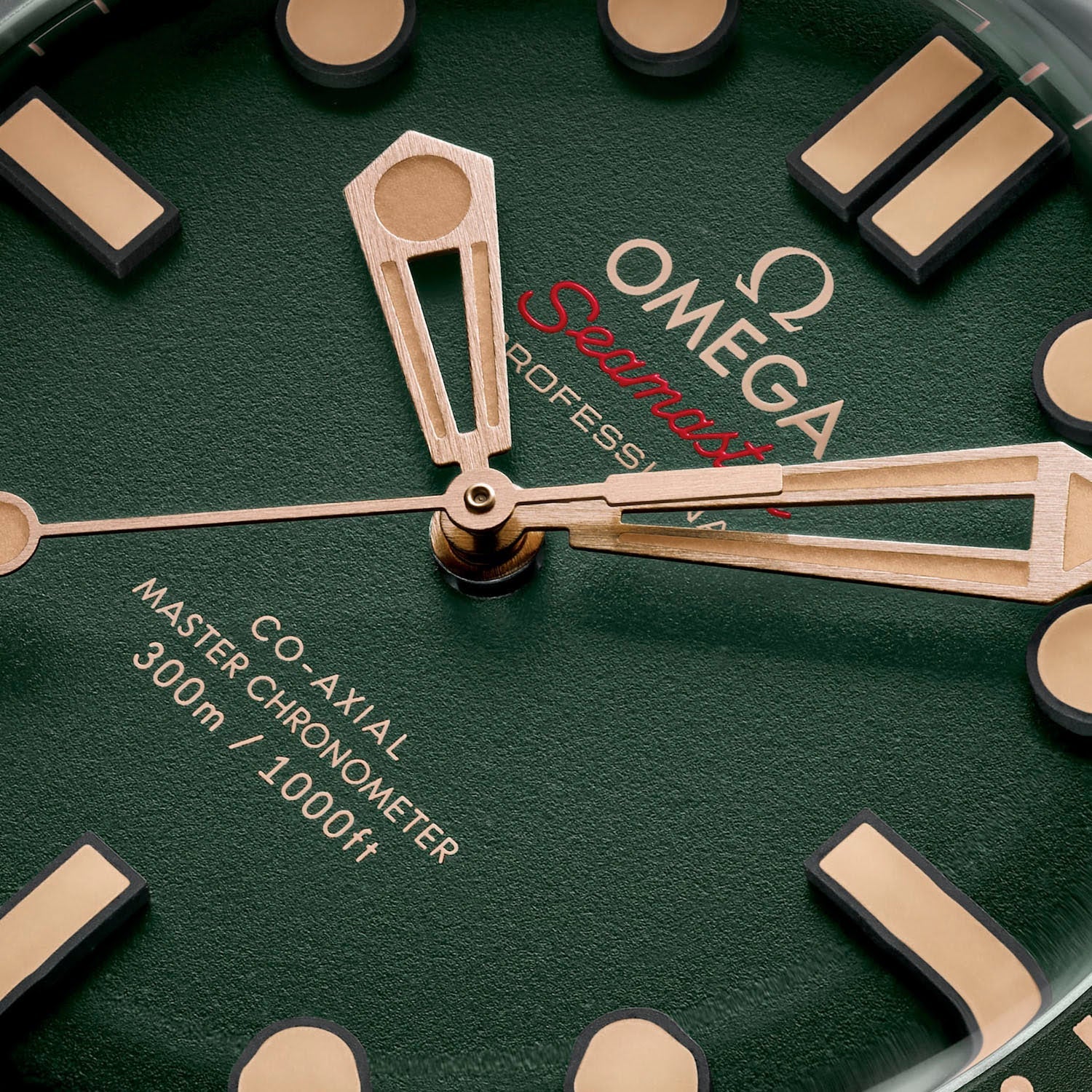 Omega Seamaster Diver 300M Titanium & Bronze Gold Men's Watch 42mm 210.92.42.20.10.001 - Image 6