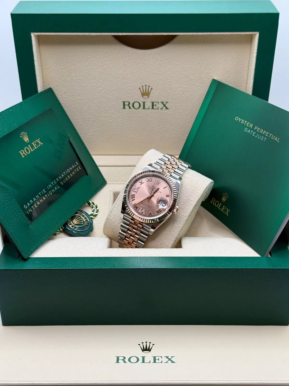 Rolex Datejust 36mm 126231 Rose Dial Oyster Bracelet - Image 5