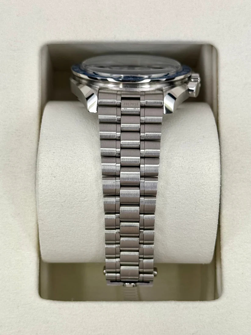 Omega Speedmaster Heritage Models 'Silver Snoopy Award' 50th Anniversary 42mm 310.32.42.50.02.001 - Image 8