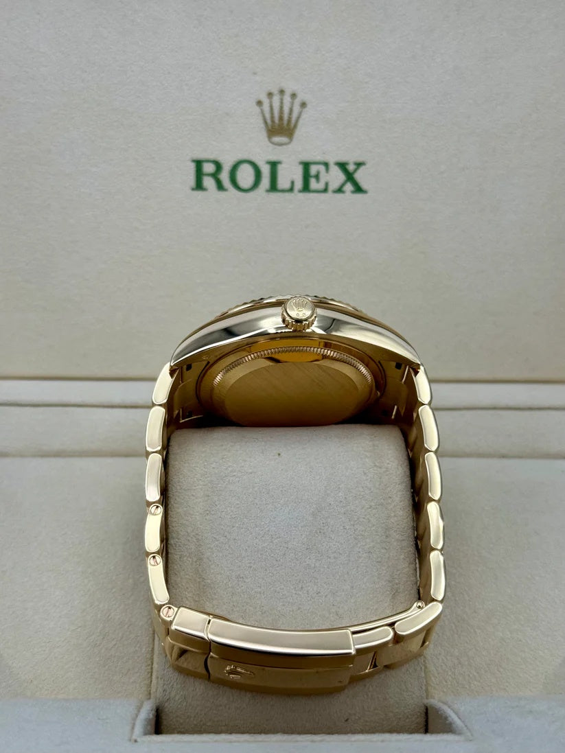 Rolex Sky-Dweller 42mm 336938-0002 Yellow Gold Black Dial Oyster - Image 5