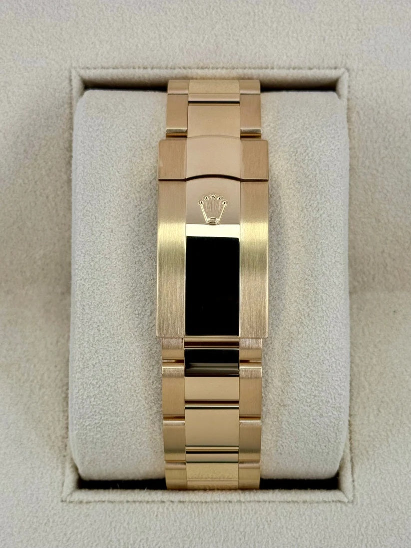 Rolex Sky-Dweller 42mm 336938-0002 Yellow Gold Black Dial Oyster - Image 4