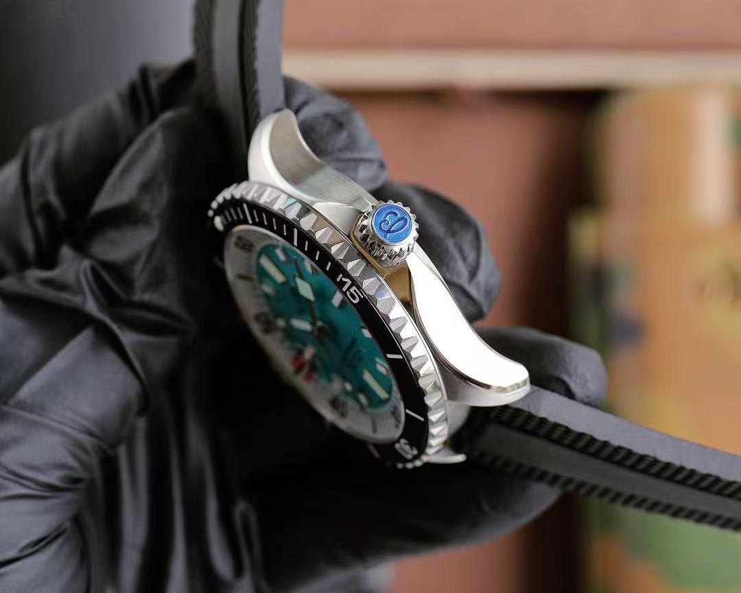 Breitling Superocean watch! - Image 4