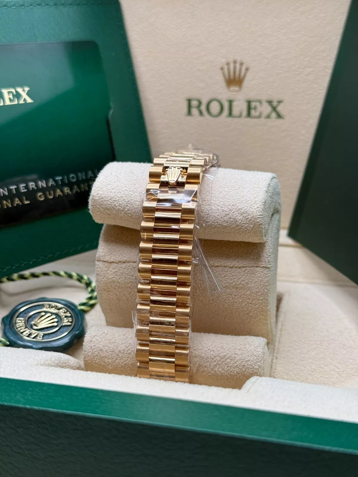 Rolex Datejust m278278-0020 White 31mm Dial President Bracelet Watch - Image 2