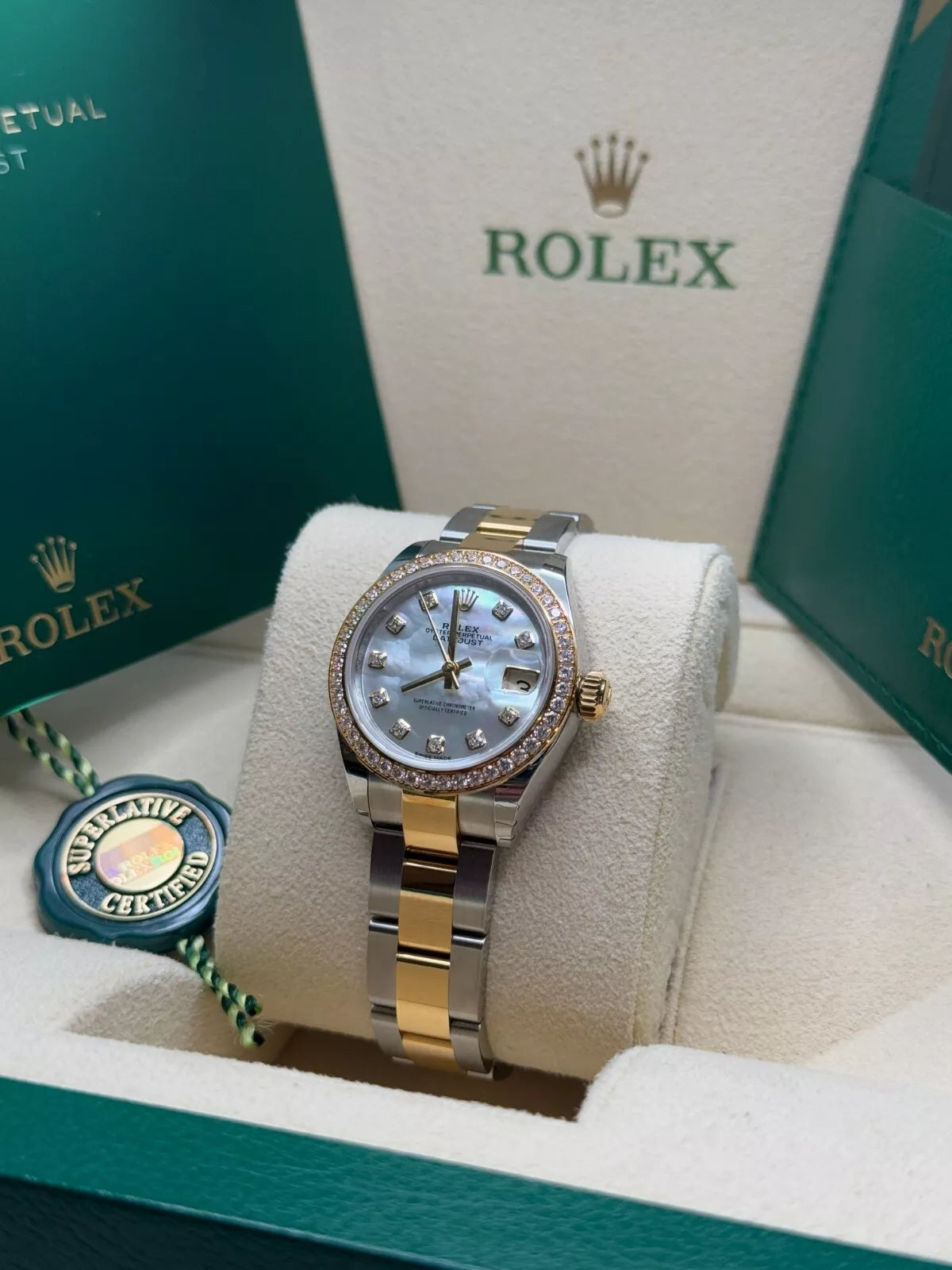 Rolex Lady-Datejust 28mm 279383RBR Mother-of-Pearl Dial Yellow Rolesor Oyster Bracelet - Image 8