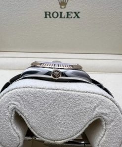 Alternative view of Rolex  Datejust 36mm 126231 Rose Dial Oyster Bracelet