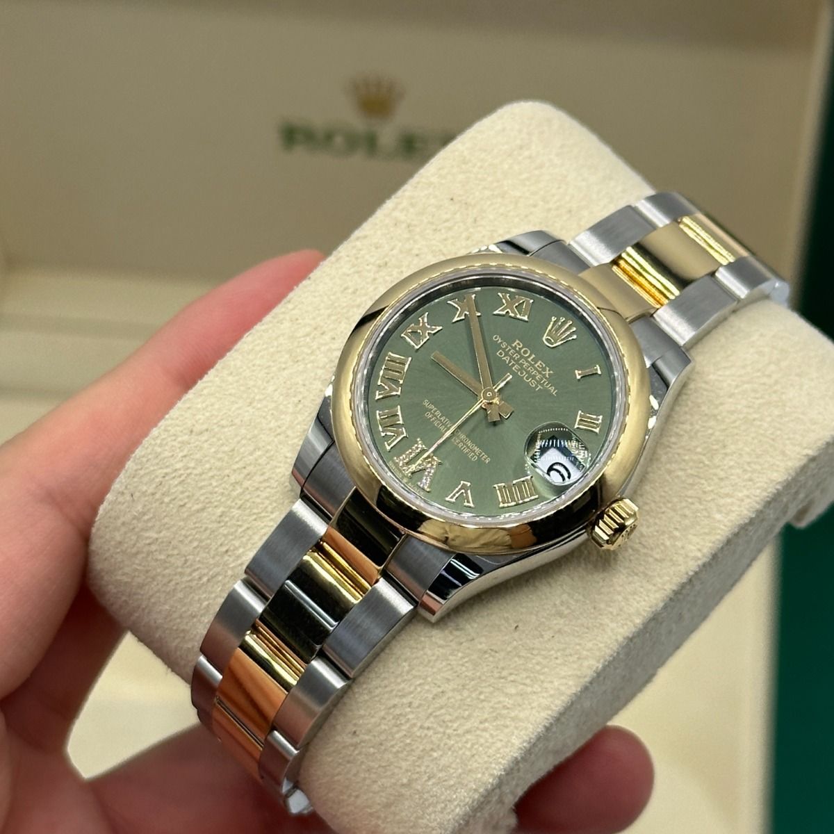 Rolex Datejust m278243-0015/0016 31mm Olive Green Dial Yellow Rolesor Oyster Watch - Image 7