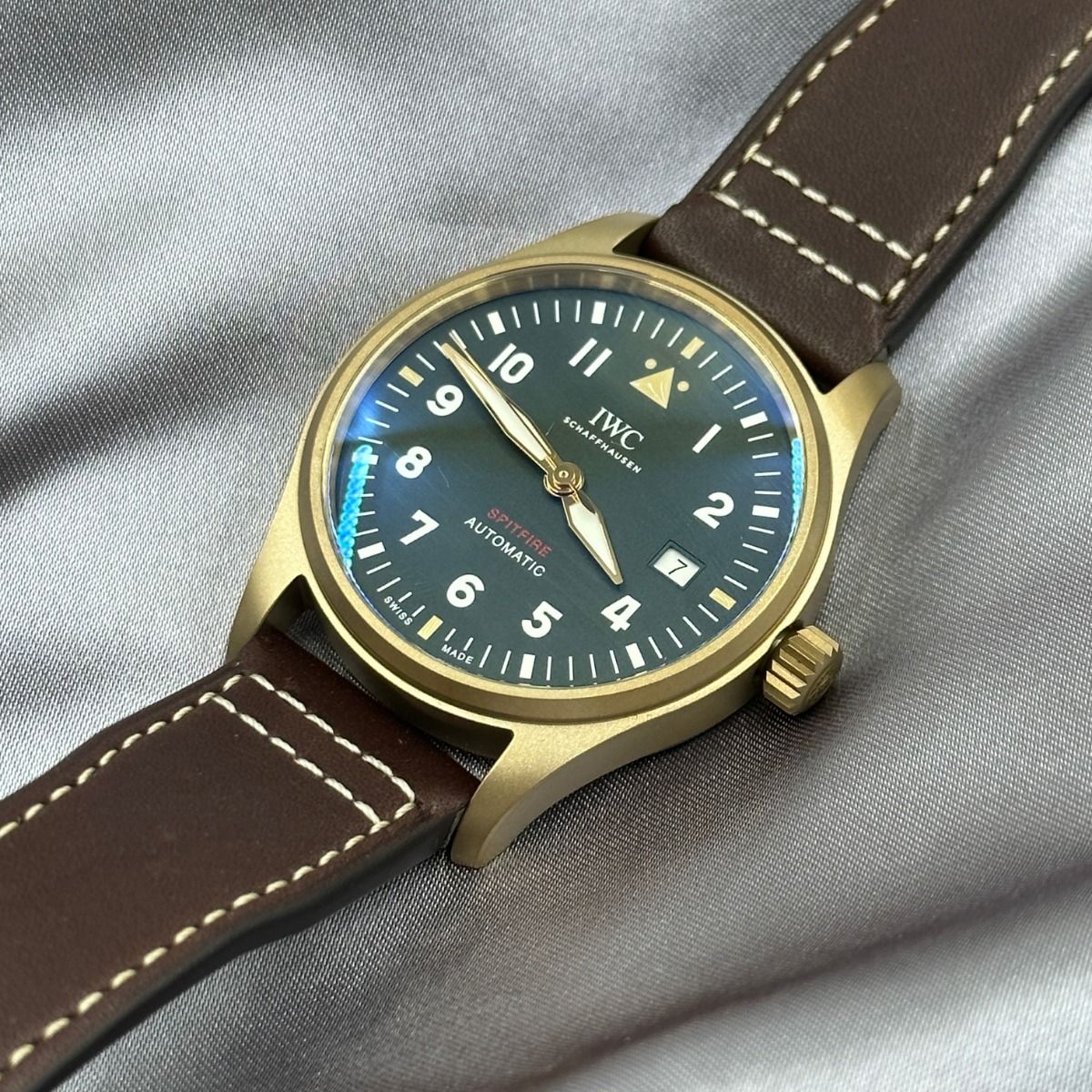 IWC Schaffhausen Pilot's Watch Automatic Spitfire 39mm IW326806 - Image 3