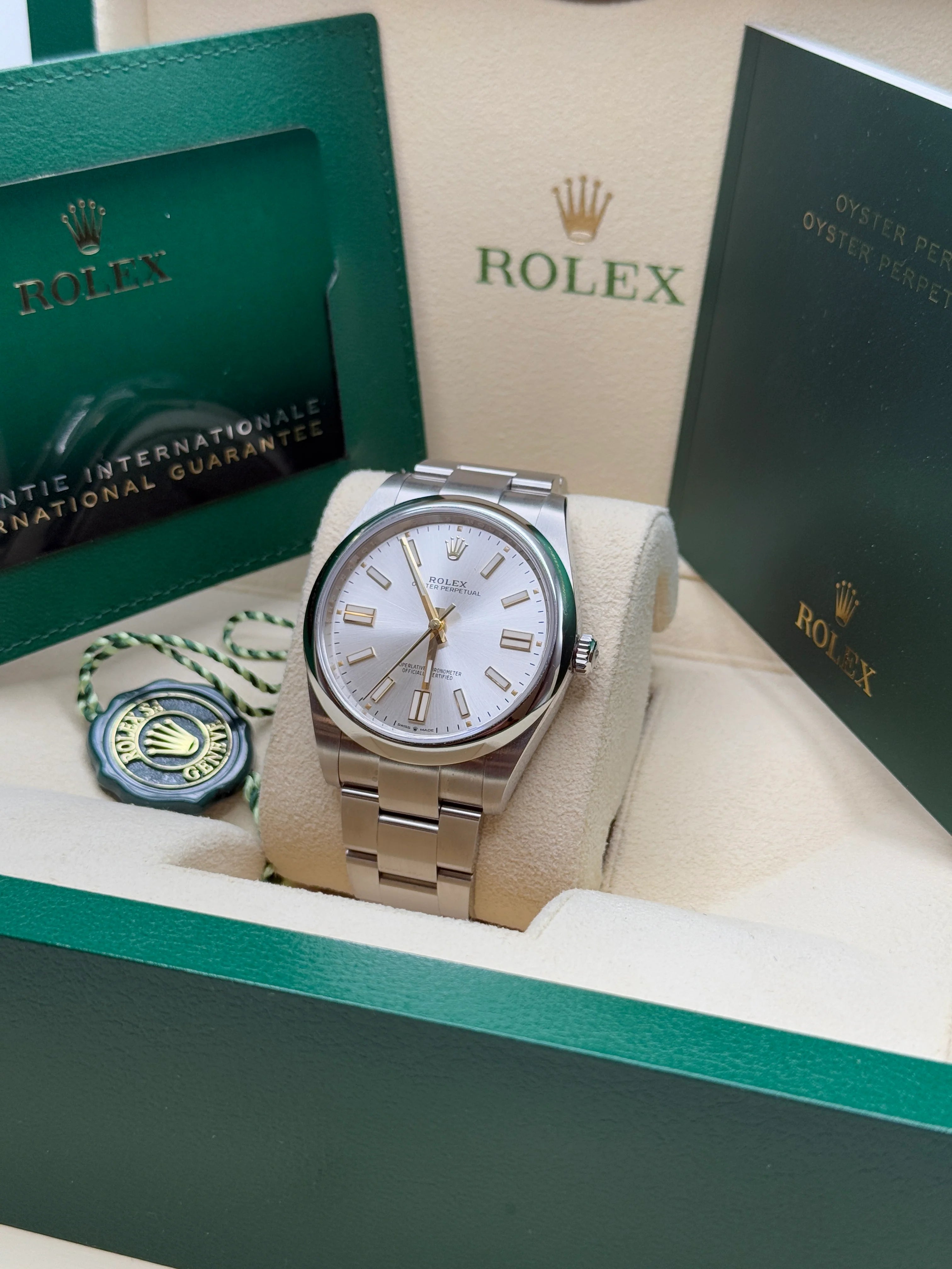 Rolex Oyster Perpetual 36mm 126000-0001 Silver Dial Oyster Bracelet - Image 5