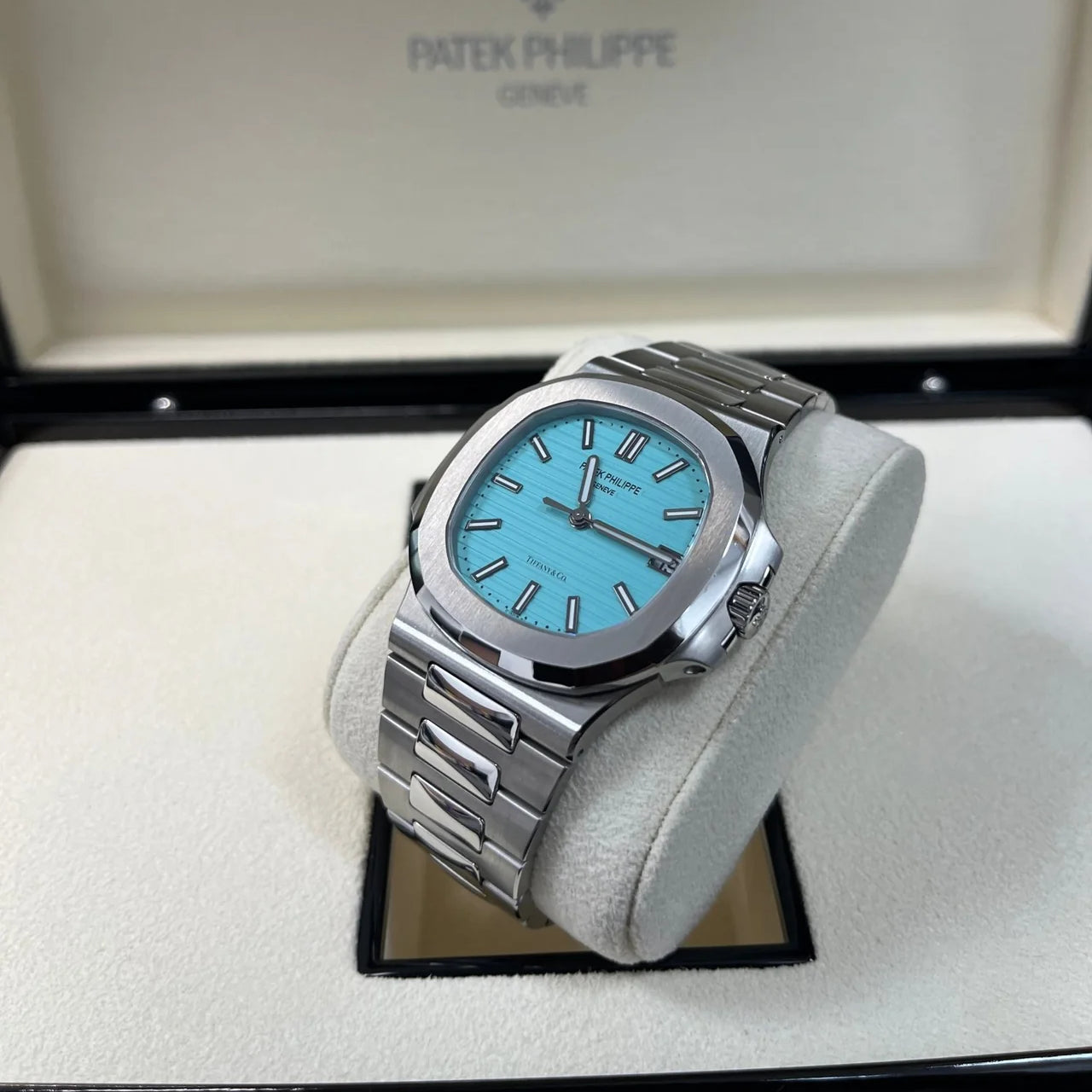 Patek Philippe Nautilus 5711-1A-18 - Image 5