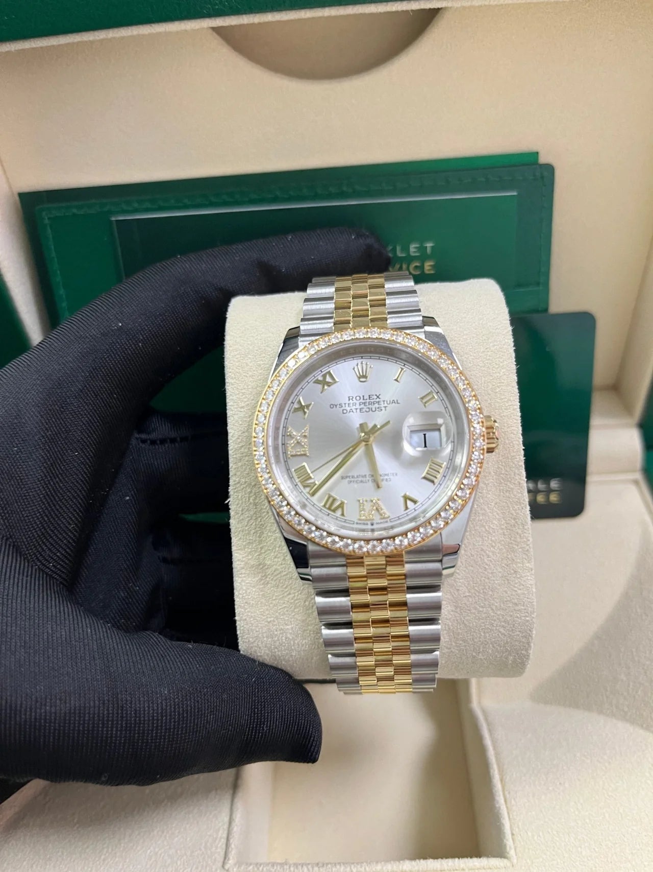 Rolex Datejust 36mm 126283 Silver Dial Diamond Bezel Jubilee Bracelet Watch - Image 7