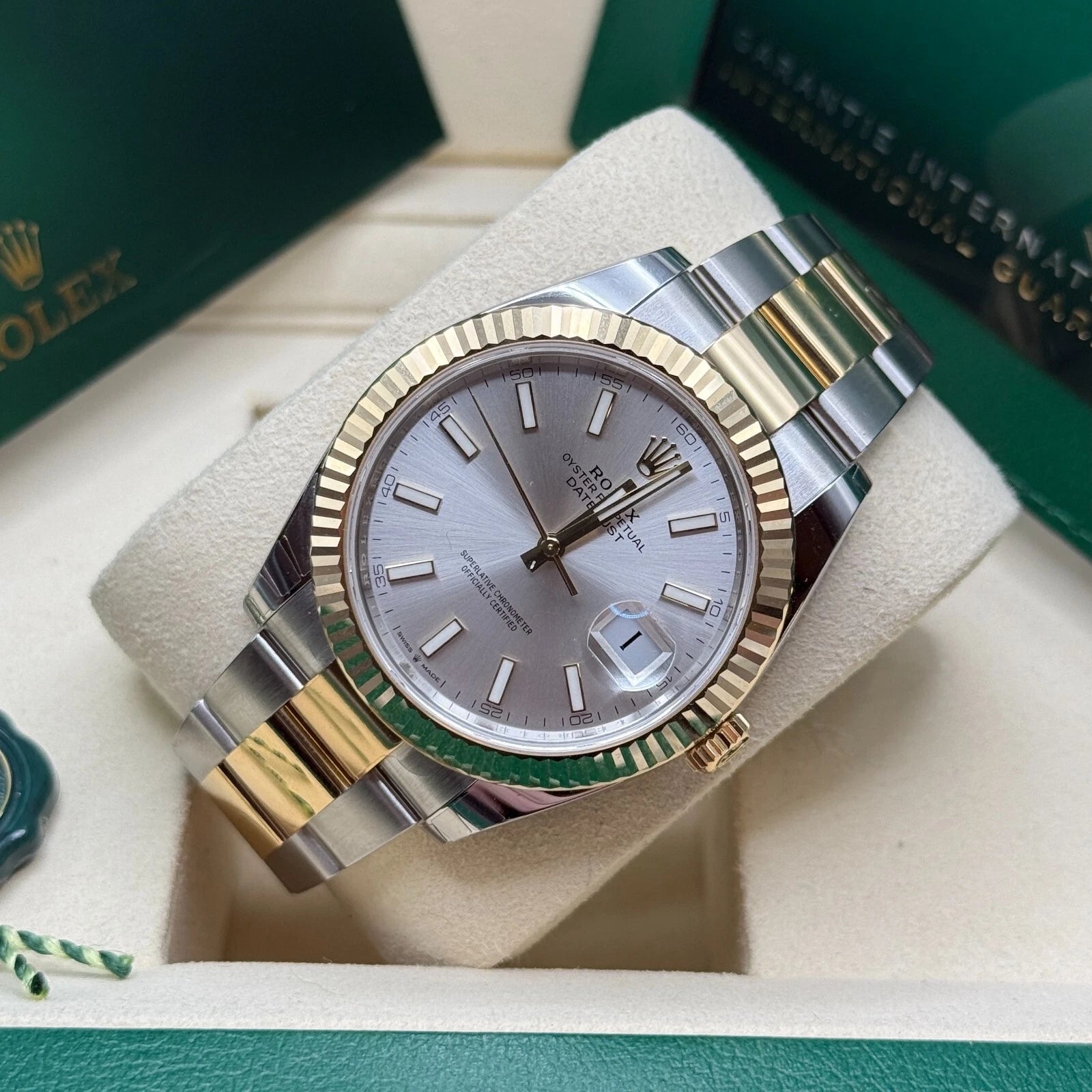 Rolex Datejust 41mm 126333 Silver Index Oyster Steel and Yellow Gold Mens Watch - Image 13