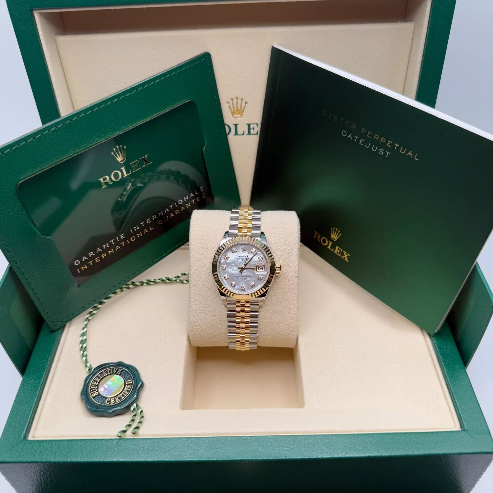 Rolex Lady-Datejust 28mm 279173 Mother of Pearl Diamond Dial Oyster Bracelet - Image 4