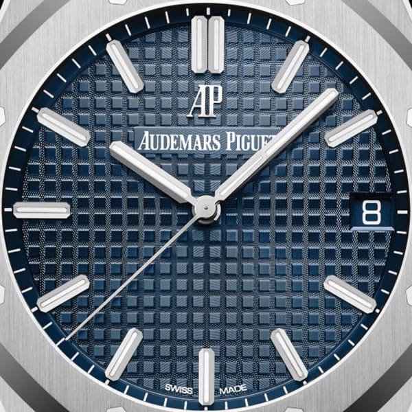 Audemars Piguet Royal Oak Selfwinding Ref. # 15500ST.OO.1220ST.01 - Image 4