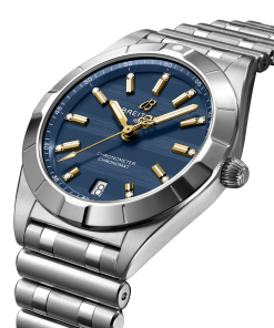 Alternative view of Breitling Chronomat 32 Six Nations France A773109A1C1A1