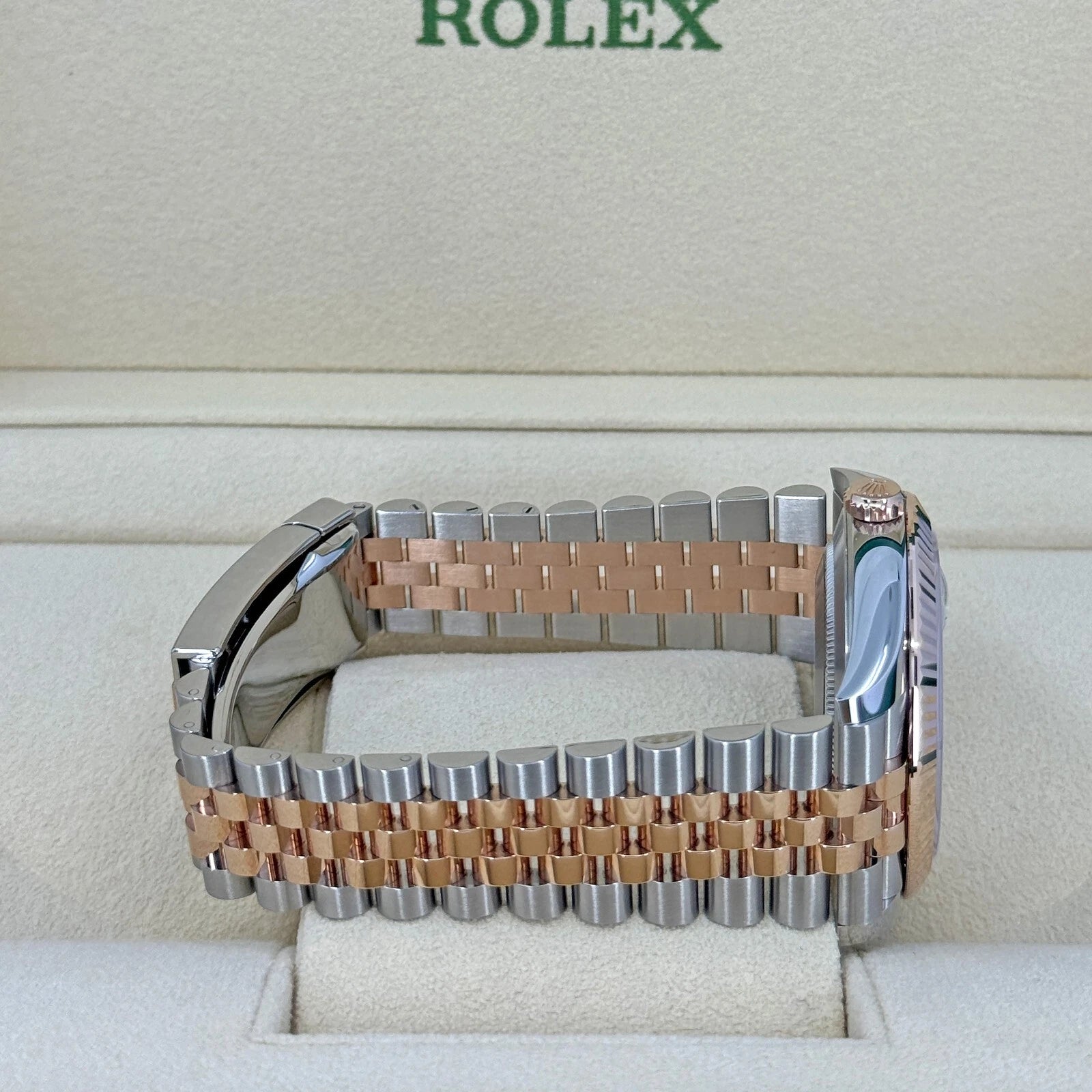 Rolex Datejust 41mm 126331 MOP Diamond Jubilee Steel and Rose Gold Watch - Image 11