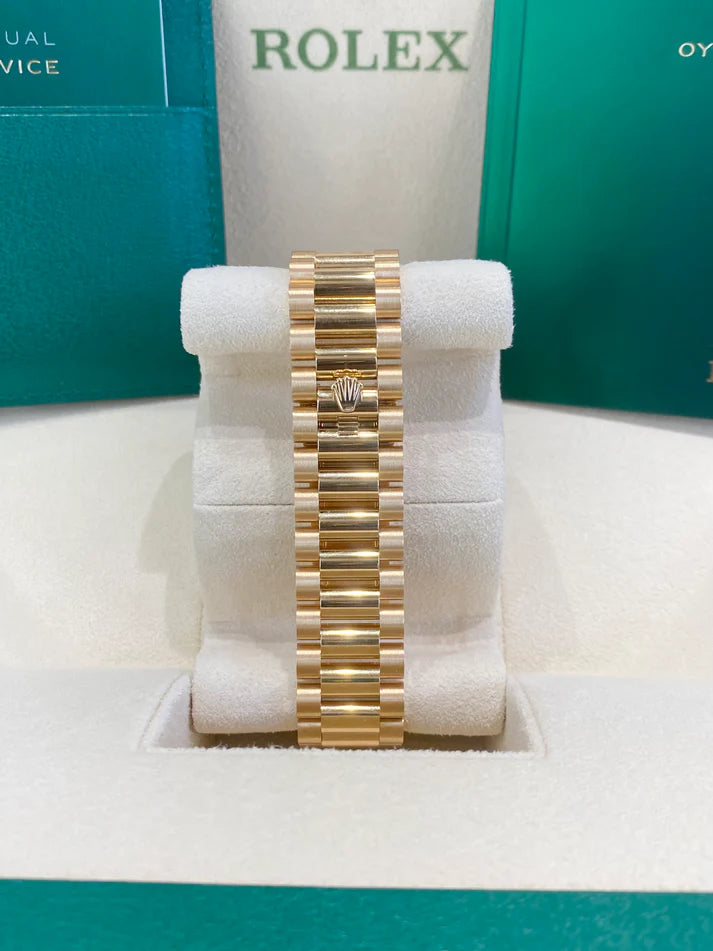 Rolex Day-Date M128238-0071 36mm - Image 9