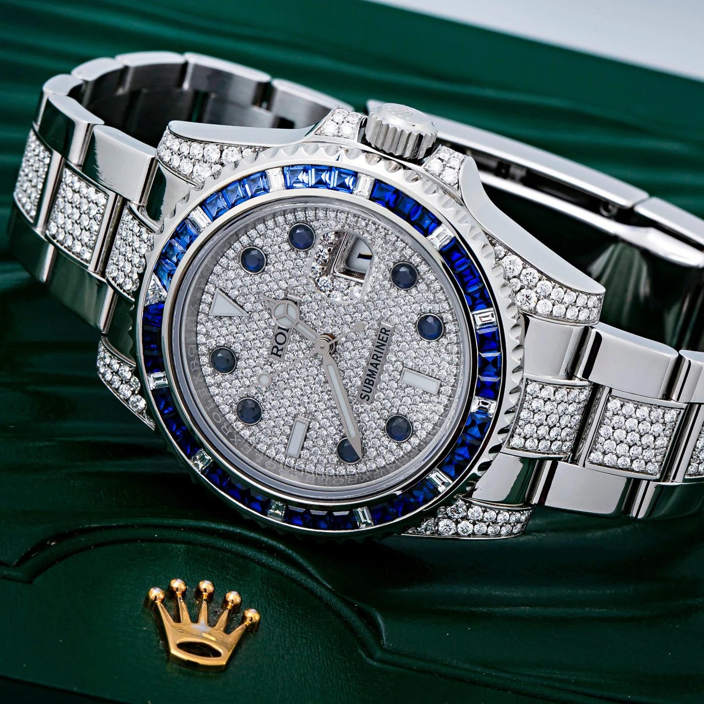 Rolex Submariner Date 116610 40MM Silver Diamond Dial With Stainless Steel Bracelet - Image 4