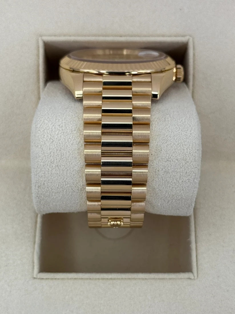 Rolex Day-Date President 40mm Yellow Gold Champagne Index Dial - 228238 - Image 5