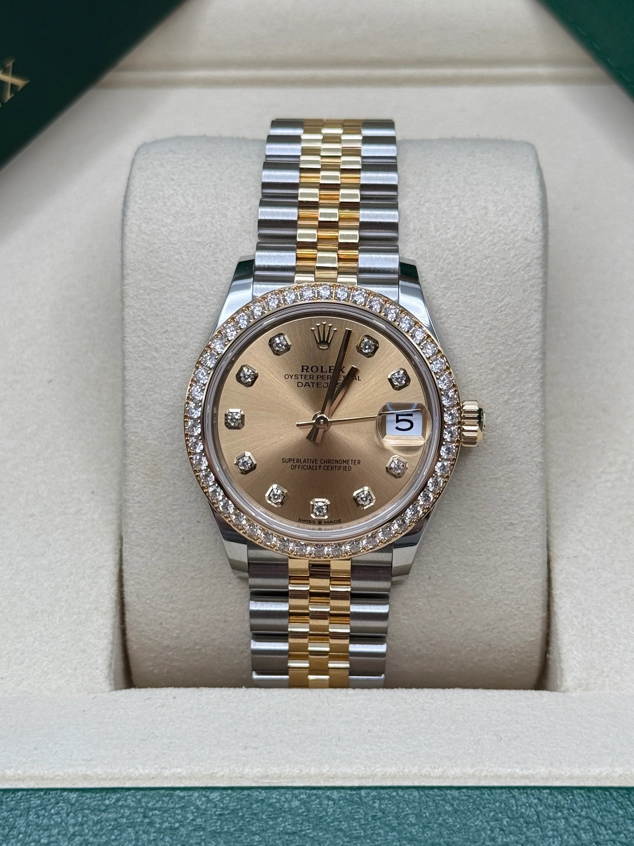 Rolex Datejust m278383-0025/0026 31mm Champagne Dial Oyster Bracelet - Image 3