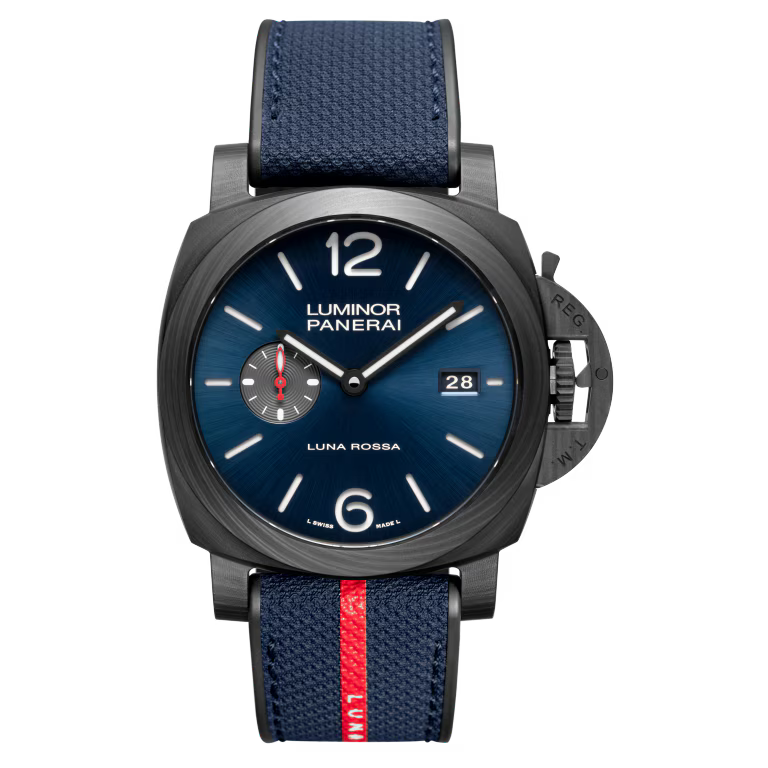 Panerai Luminor Marina Carbotech�?Luna Rossa 44mm PAM01529