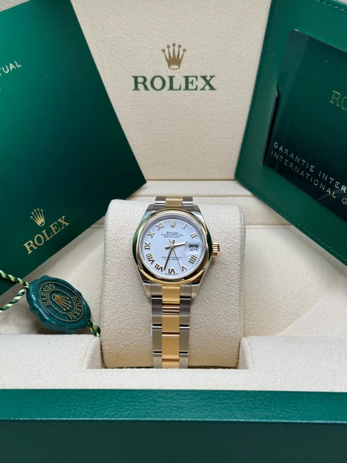 Rolex Lady-Datejust 28mm 279163 White Roman Dial Oyster Bracelet - Image 2