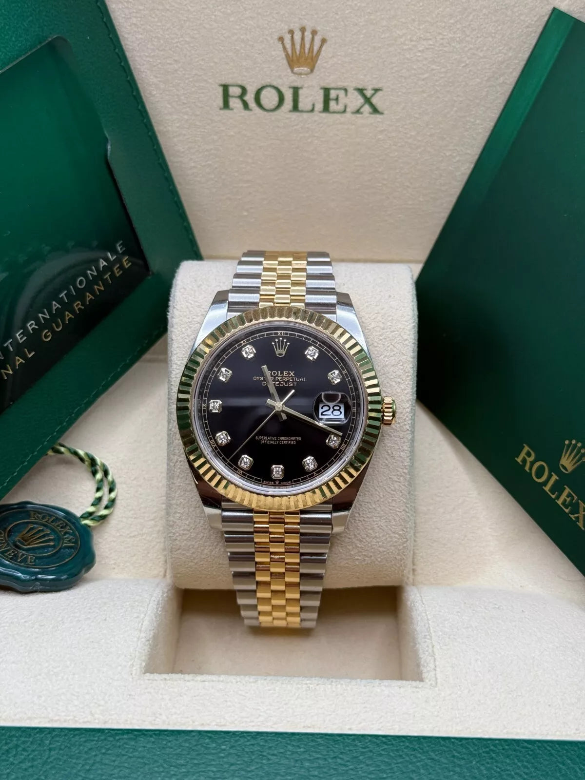 Rolex Datejust 36mm 126233 Custom Black Dial Jubilee Bracelet Watch - Image 6