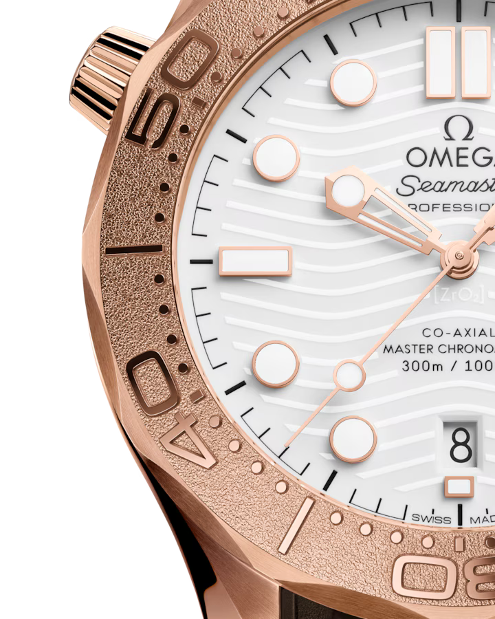 Seamaster Diver 300M Sedna Gold Master Chronometer 42mm 210.52.42.20.04.001 - Image 2