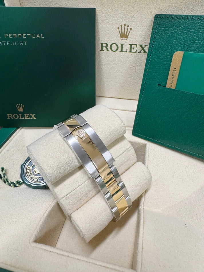 Rolex Lady-Datejust 28mm 279163 Silver Roman Dial Oyster Bracelet - Image 8