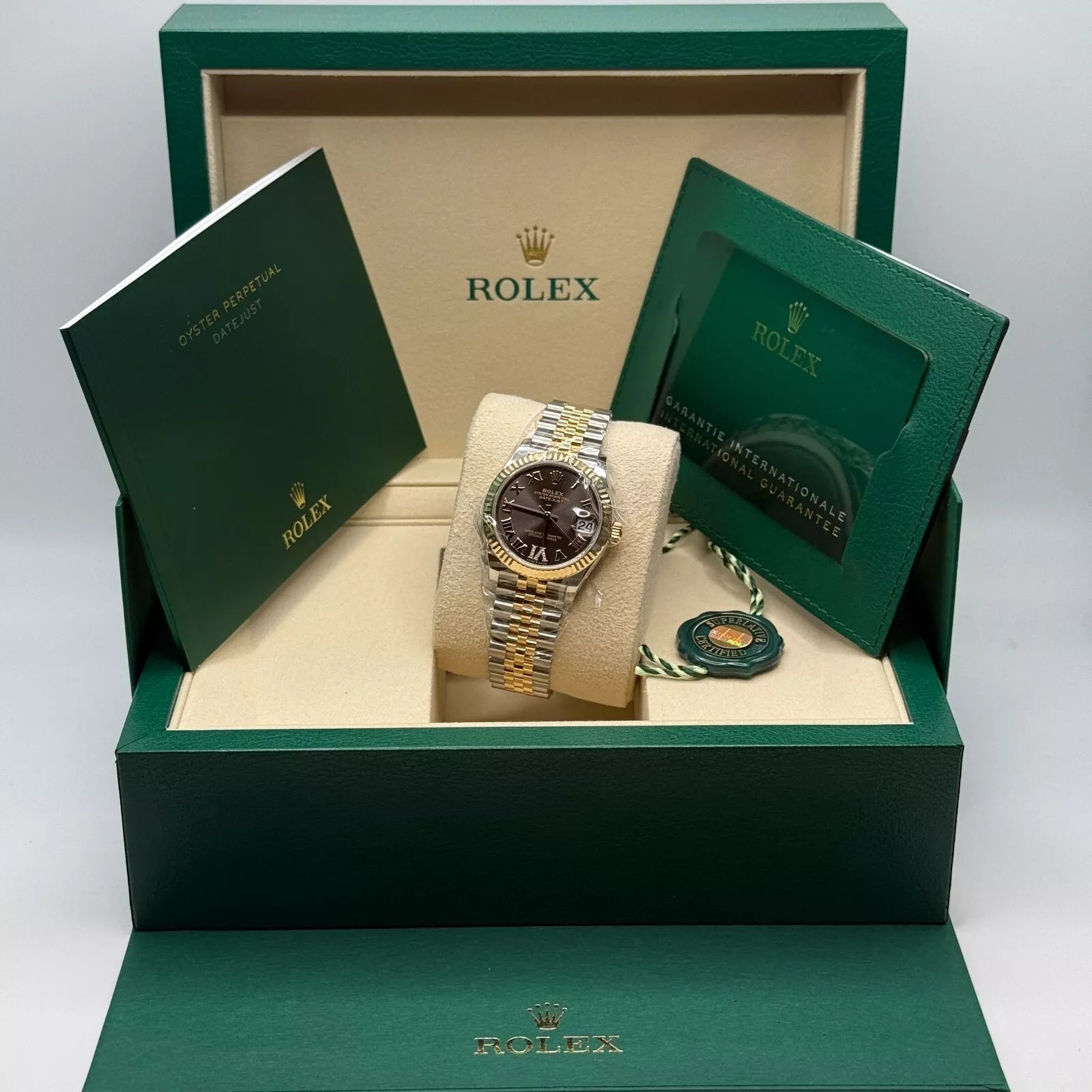 Rolex Datejust m278273-0017/0018 31mm Dark Grey Dial Stainless Steel and Yellow Gold Oyster Watch - Image 7