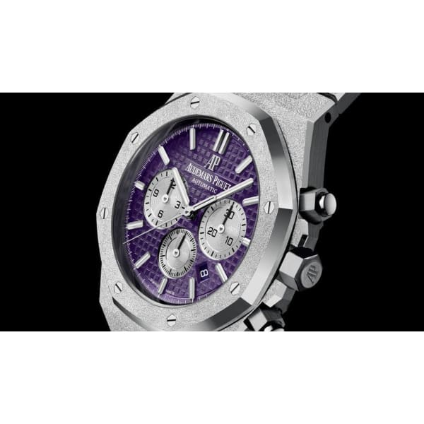 Audemars Piguet Royal Oak Frosted Gold Selfwinding Chronograph Ref. # 26331BC.GG.1224BC.01 - Image 4
