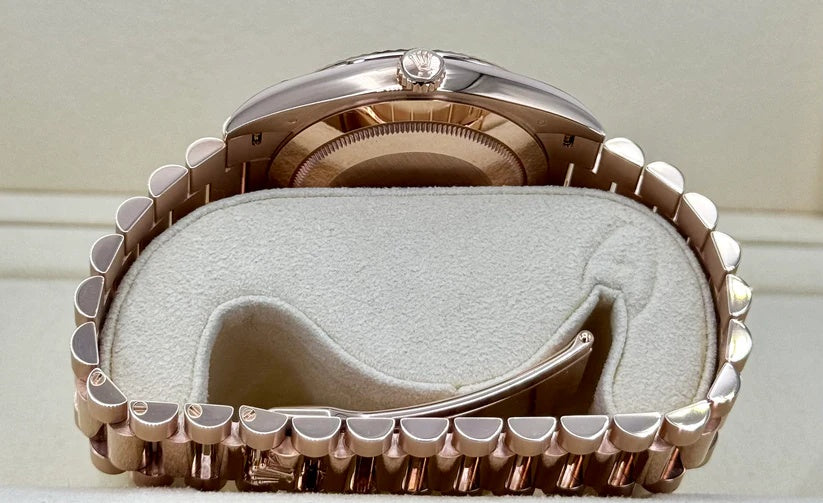 Rolex Day-Date President 40mm Everose Gold Sundust Roman Dial - 228235 - Image 8